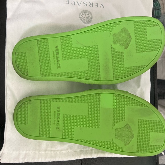 Versace Medusa Slides 💚 - Picture 4 of 4